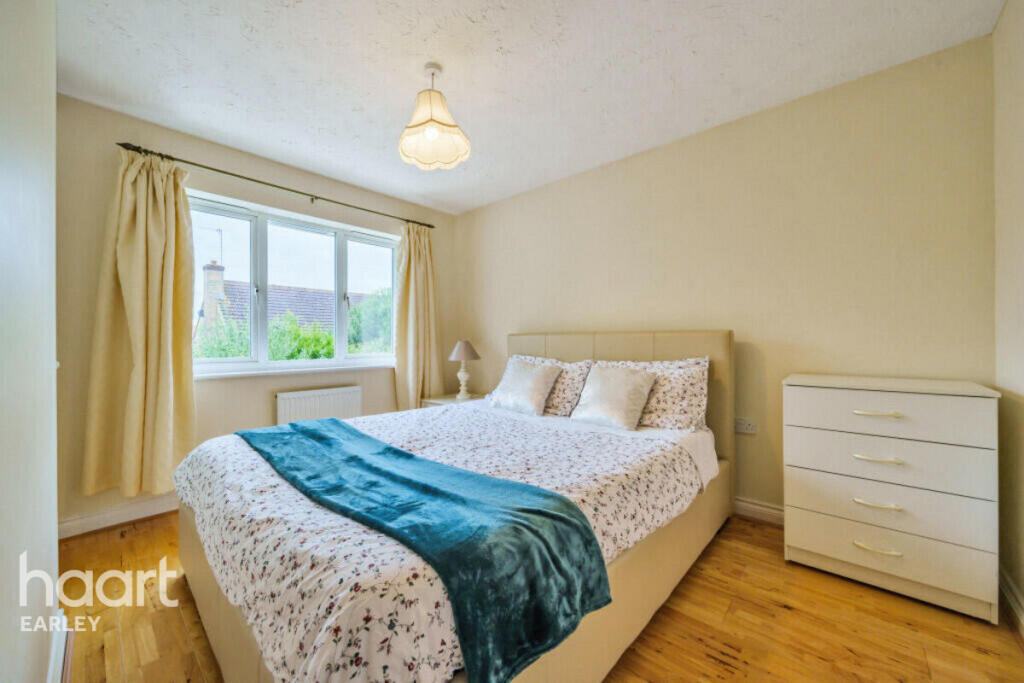 Main image of property: Deardon Way, READING