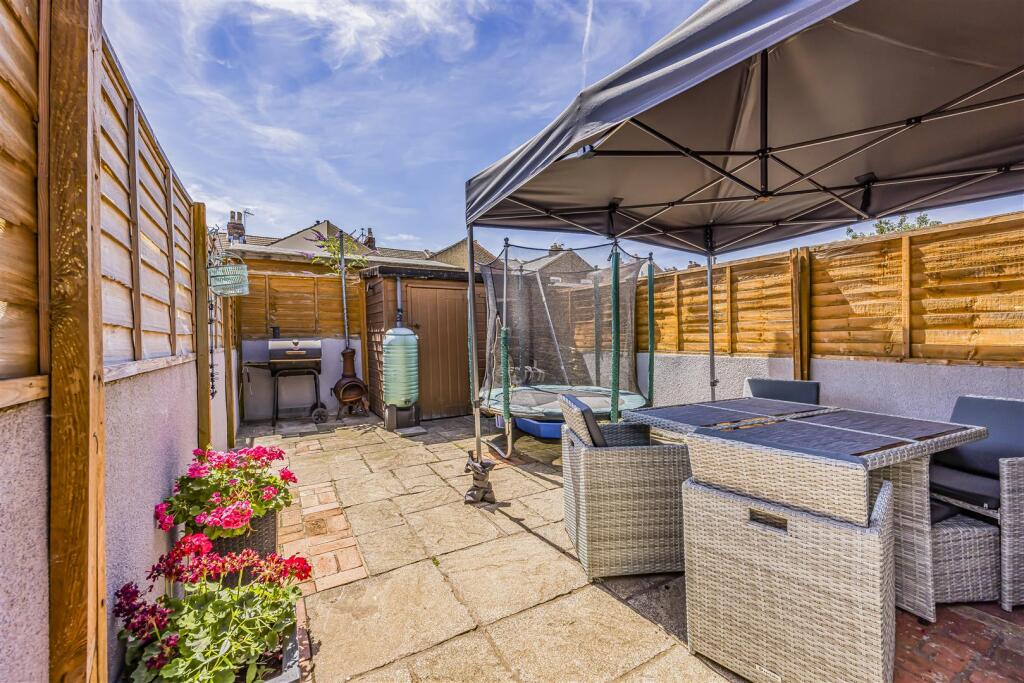 House in Portsmouth - View 4