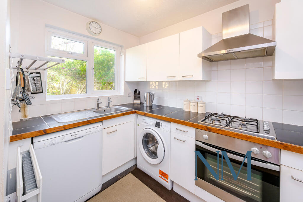 House in Redhill - More