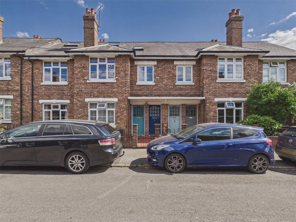 Main image of property: Strickland Row, London