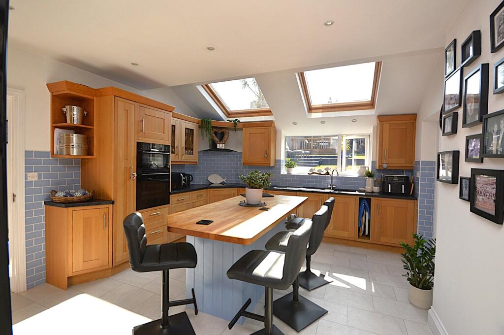 Fortescue Road, Sidmouth, Devon photo 3