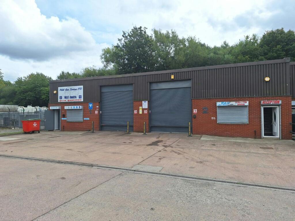 Thames Trading Estate Irlam 2.jpg