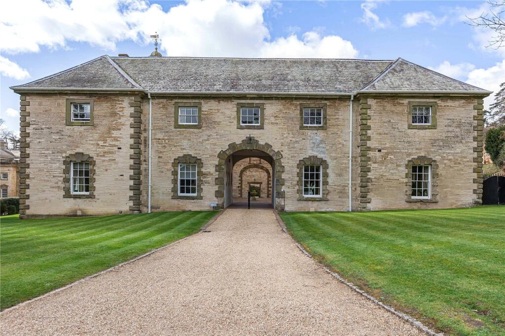 Main image of property: Warwick, Warwickshire