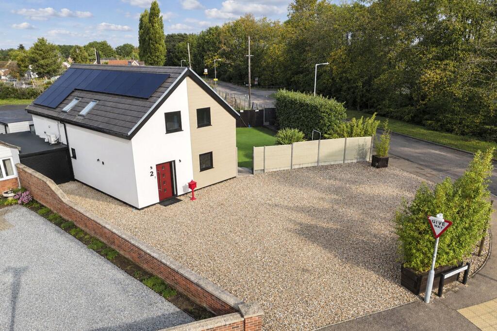 Main image of property: Heatherset Way, Red Lodge, Bury St. Edmunds, Suffolk, IP28