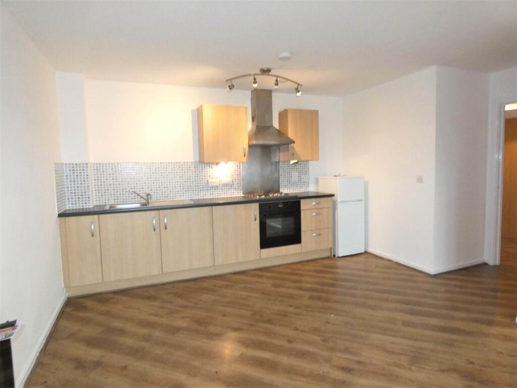 Apartment in Warrington - View 4