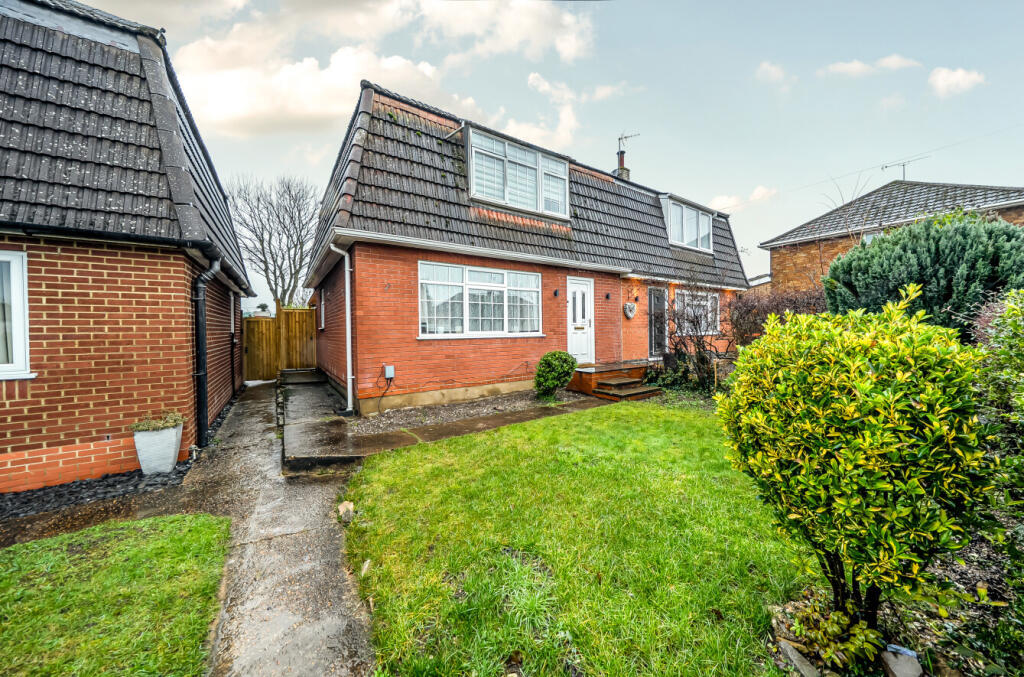 Main image of property: Hillcroft, Dunstable, Bedfordshire