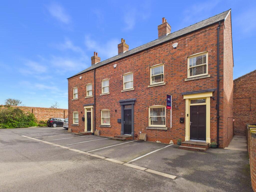 Main image of property: 1 Banks Court, Horncastle