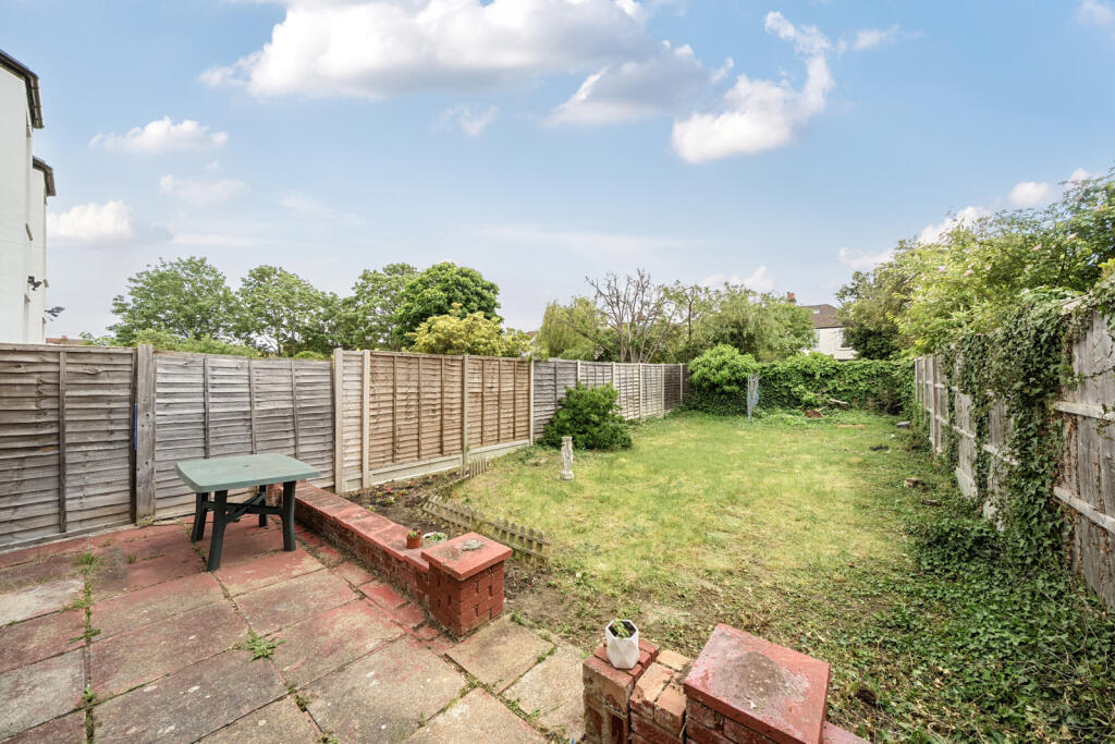 House in London - View 3