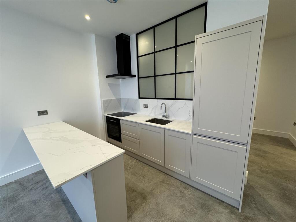 Main image of property: 6 Cumberland Park, London