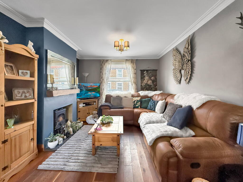 Park Street, Trowbridge, BA14 photo 5