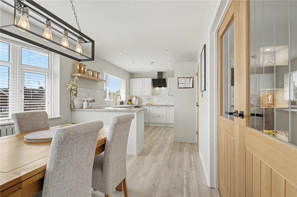 Hadden Close, Poringland, Norwich, Norfolk, NR14 photo 4