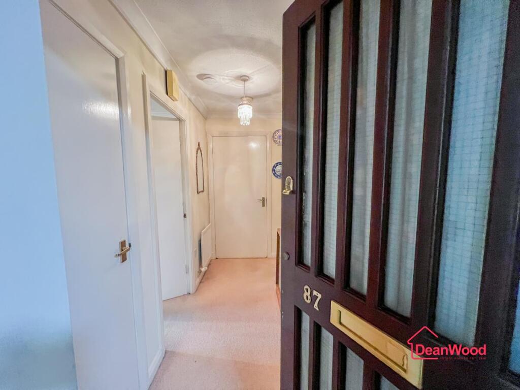 87 Saddle Mews, Douglas, Isle of Man photo 3