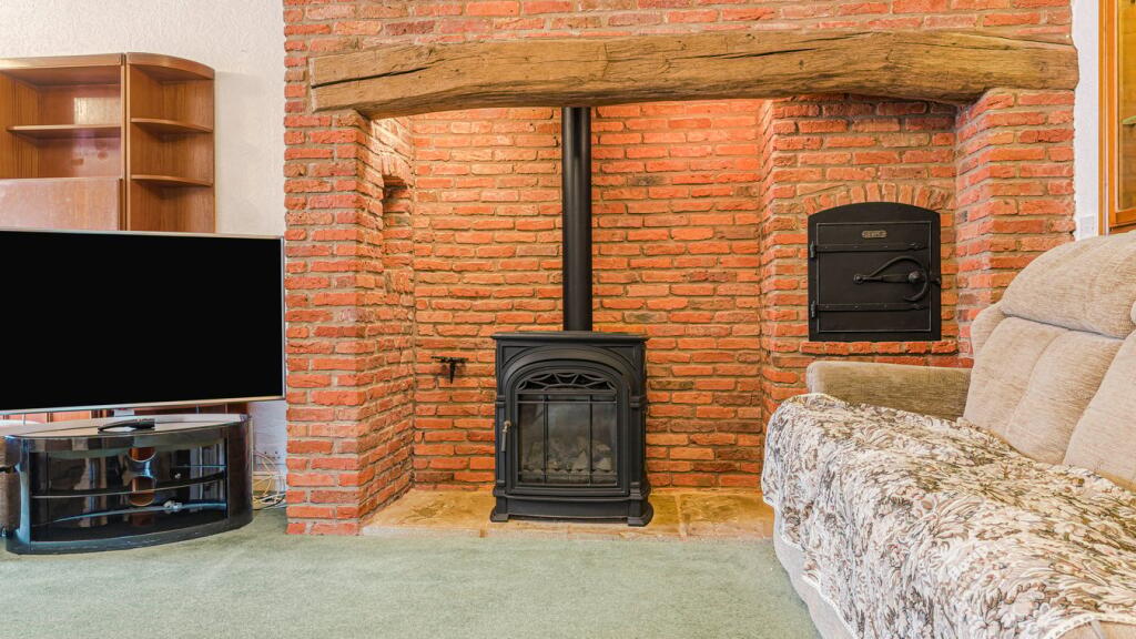 House in Birmingham, West Midlands - View 4