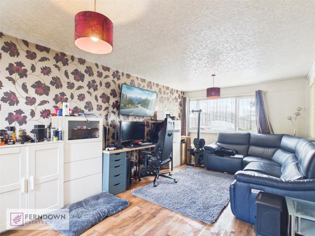 Poplar Avenue, Chelmsley Wood, Birmingham, West Midlands, B37 photo 2