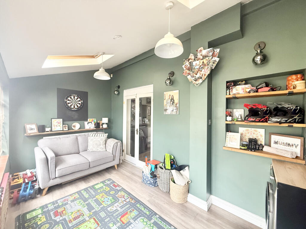 Additional image 15 of Albert Close, Yeovil, Somerset