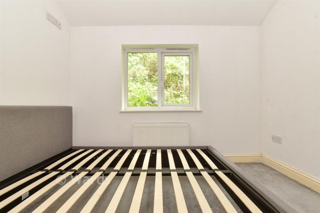 Apartment in Dover - View 4