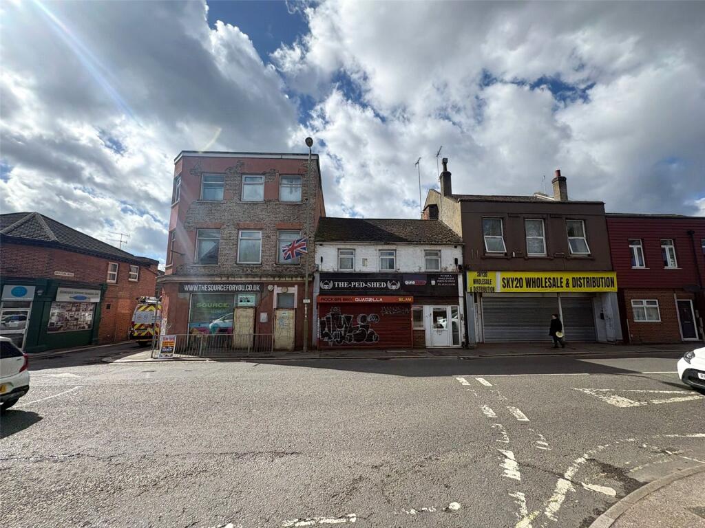 Main image of property: High Street, Aldershot, Hampshire, GU11