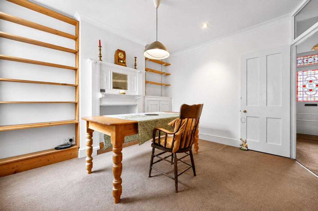 House in St Albans - View 5