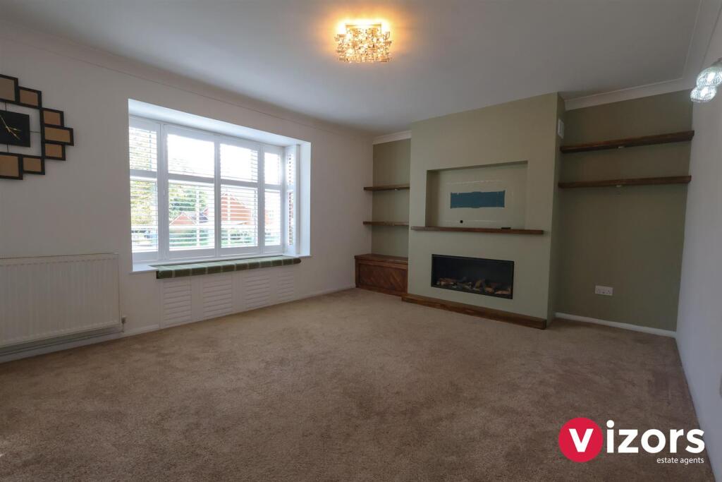 House in Redditch, Abbeydale - More