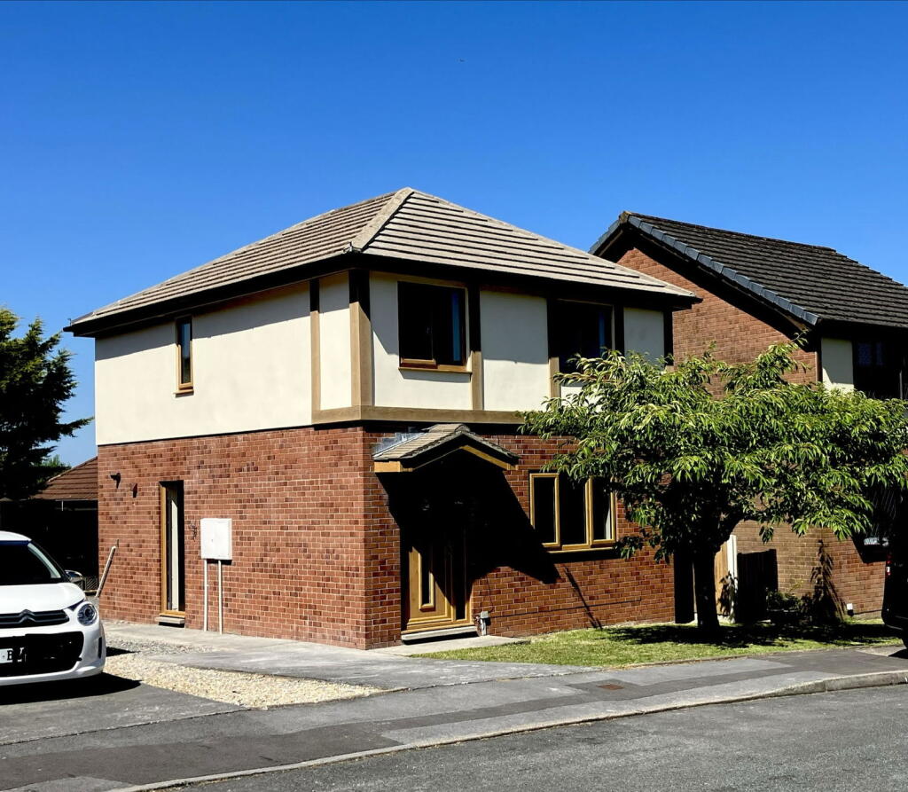 Main image of property: Rhodfa Brynrhos, Glanamman, Ammanford, SA18 1JF