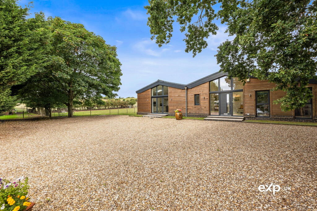 4-bed detached on Fishpool Road, Blidworth, £825,000