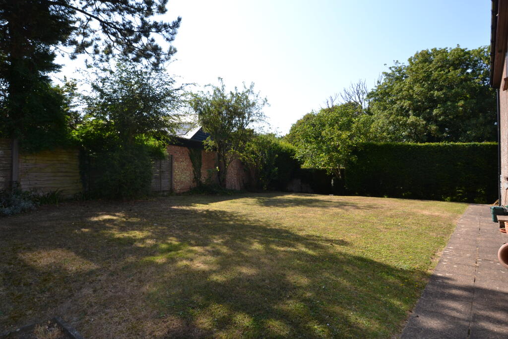 Sea View Road, St Margarets Bay, Kent photo 4