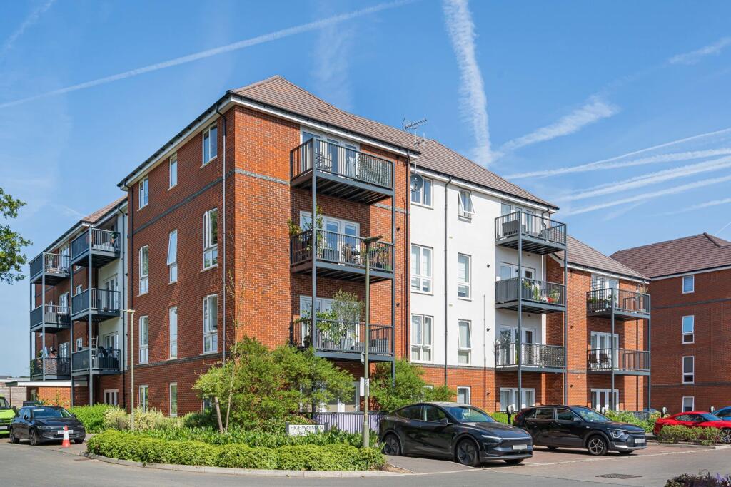 Main image of property: Blackbess Lane, Chertsey, Surrey, KT16