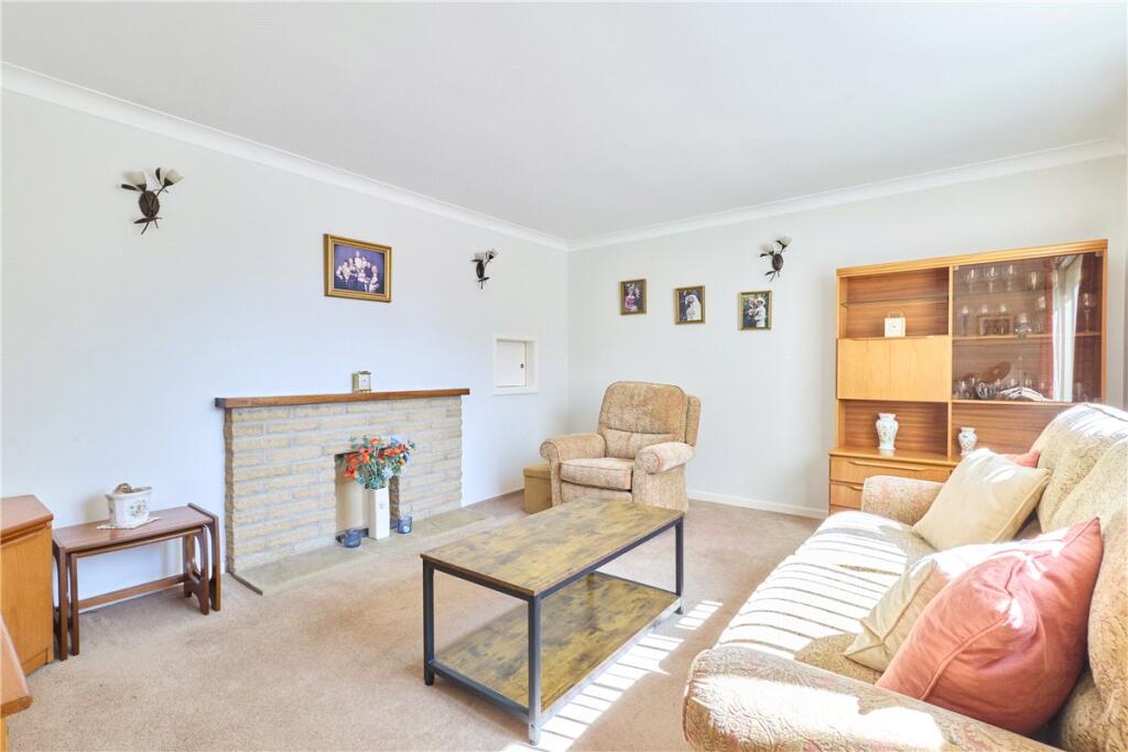 Edinburgh Road, Newmarket, Suffolk, CB8 - View 4