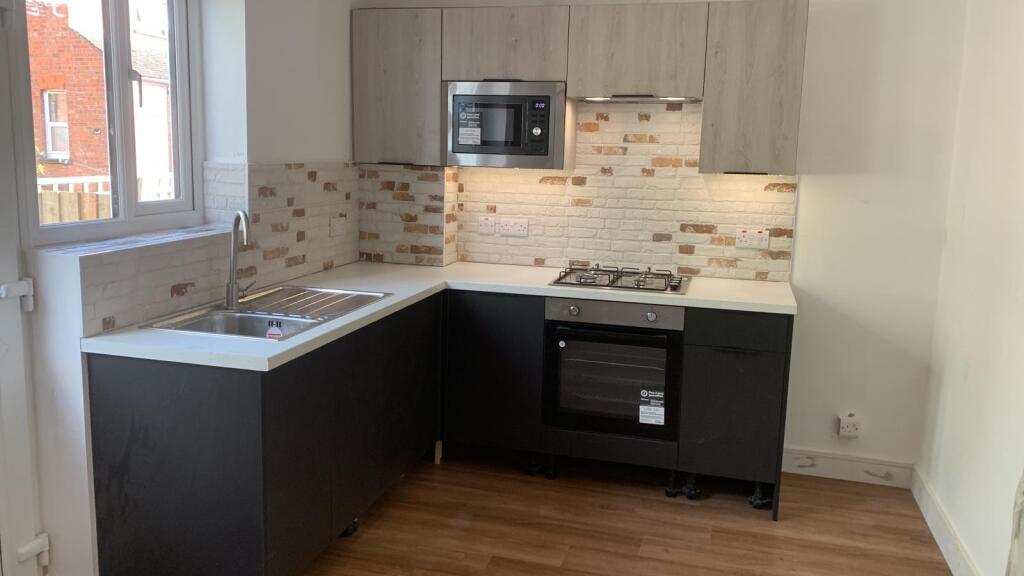 House in Peterborough - View 4