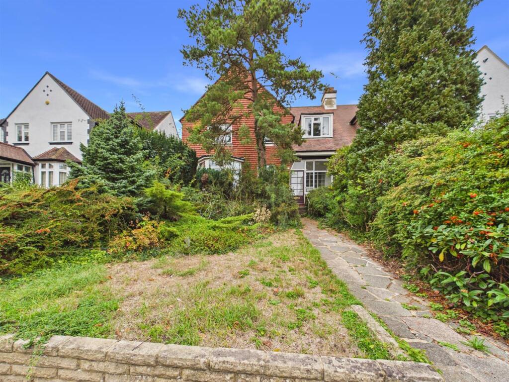 Main image of property: Bramley Avenue, Coulsdon