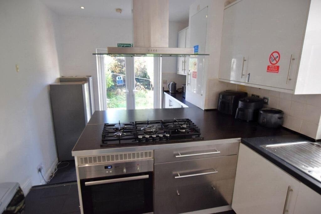 House in Northampton - View 5