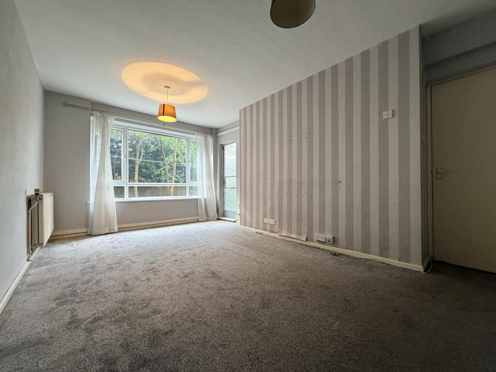 Apartment in Birmingham, West Midlands - View 3