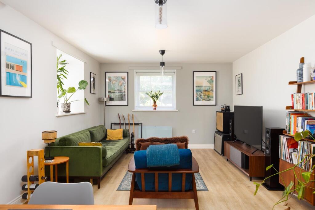 2-bed flat on Muller House, Ashley Down, £275,000