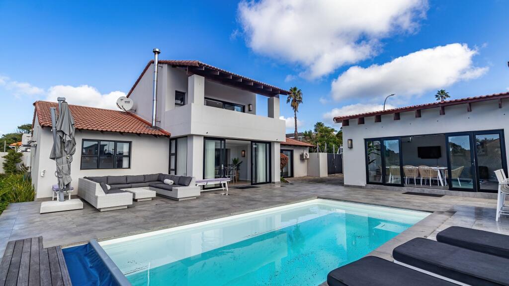 Main image of property: Western Cape, Plettenberg Bay