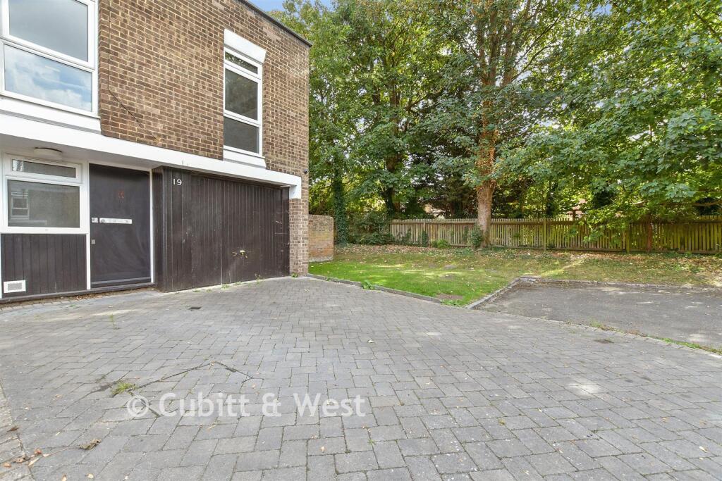 House in London, Addiscombe - View 5