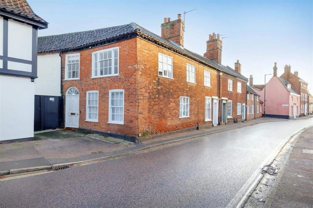 Main image of property: Ballygate, Beccles
