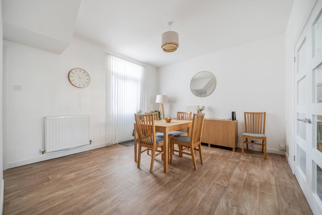 House in Gillingham, Hale - View 6