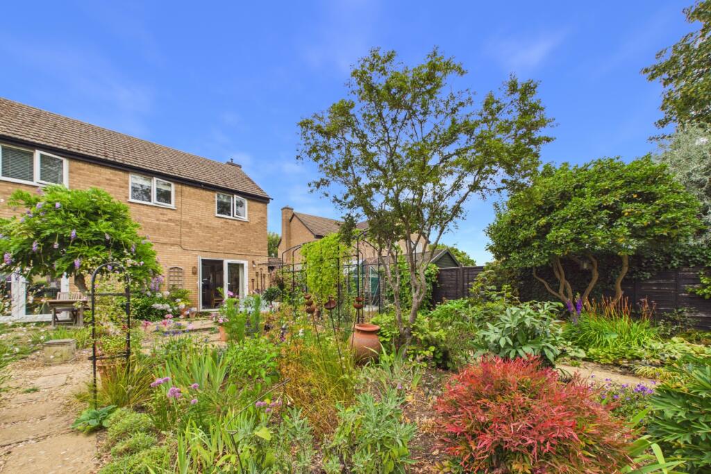 Lindsey Close, Woodnewton, Peterborough, Northamptonshire, PE8 photo 2