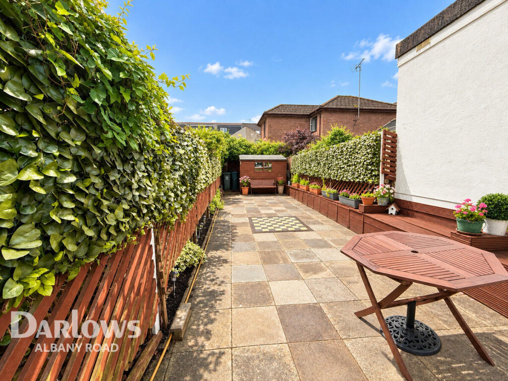 House in Cardiff, Maindy, Cathays - More