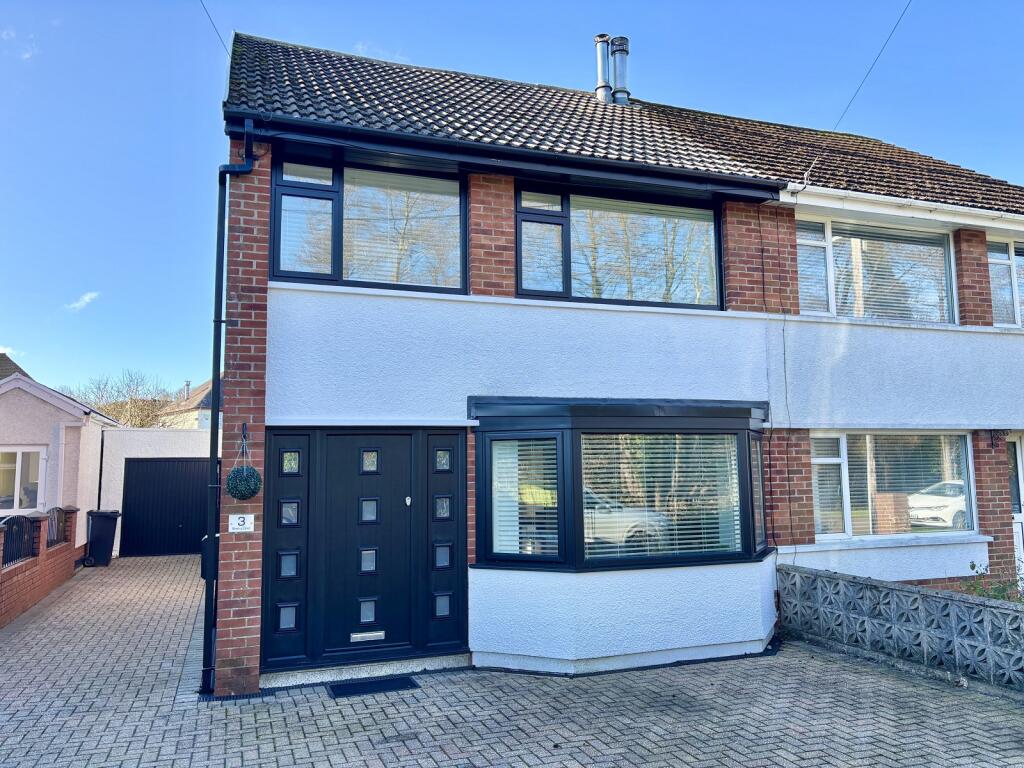 Main image of property: Lon Catwg, Gellinudd, Pontardawe, Swansea.