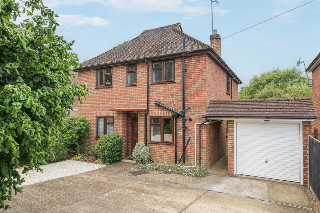 Main image of property: Oak Tree Road, Milford, Godalming, GU8