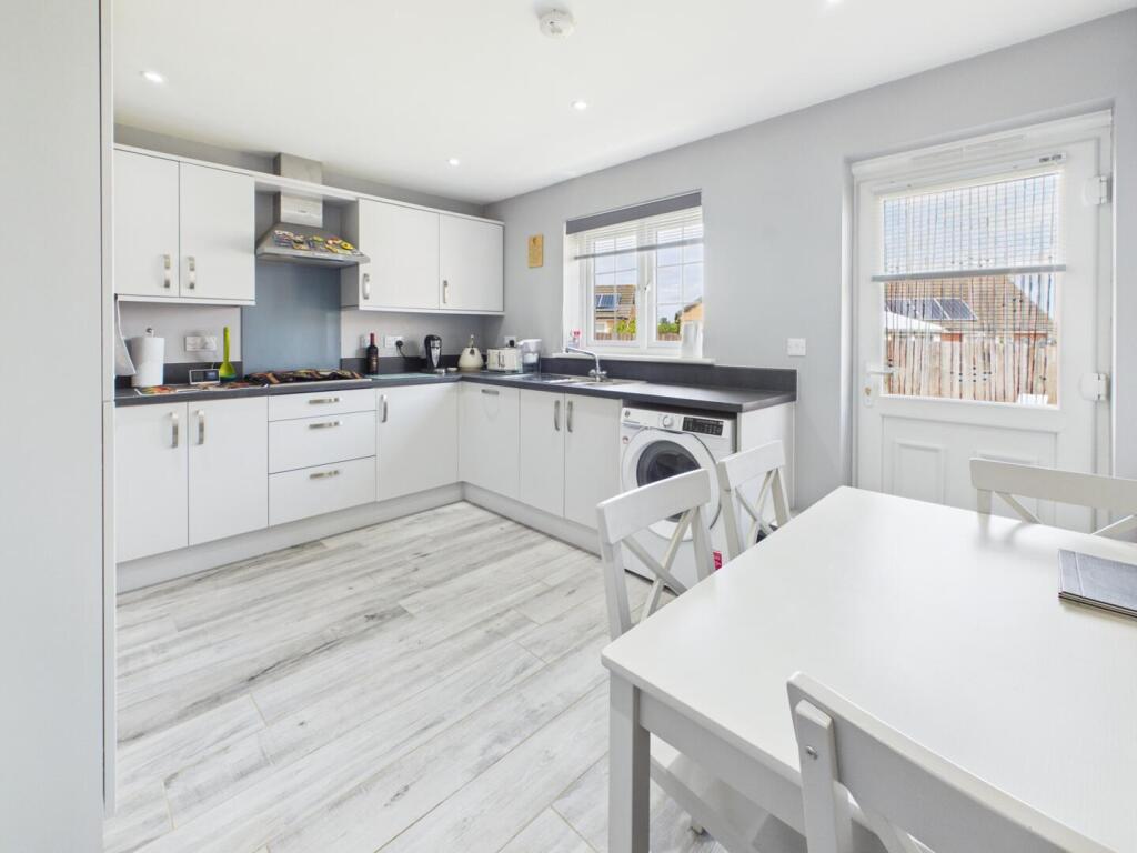 9 Russell Danby Drive, Horncastle photo 3