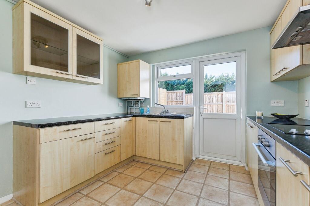 House in Kingston upon Thames - View 2