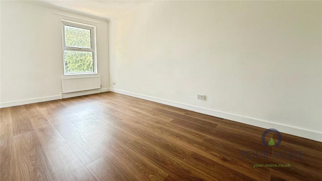 Main image of property: Parkway, Erith, DA18