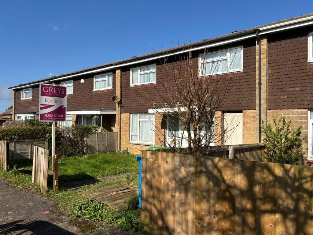 3-bed terraced on Junction Road, Hamworthy, Poole, £235,000
