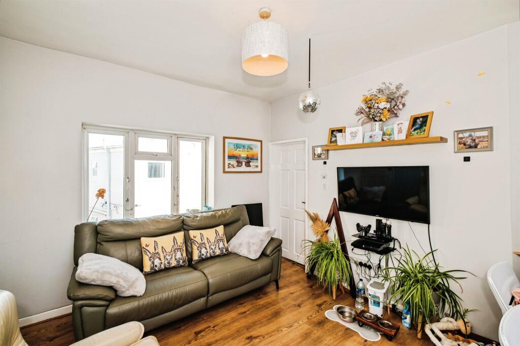 Main image of property: South Street, Lancing