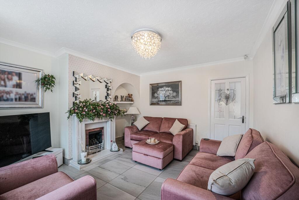 House in Sefton, Liverpool City Region - More