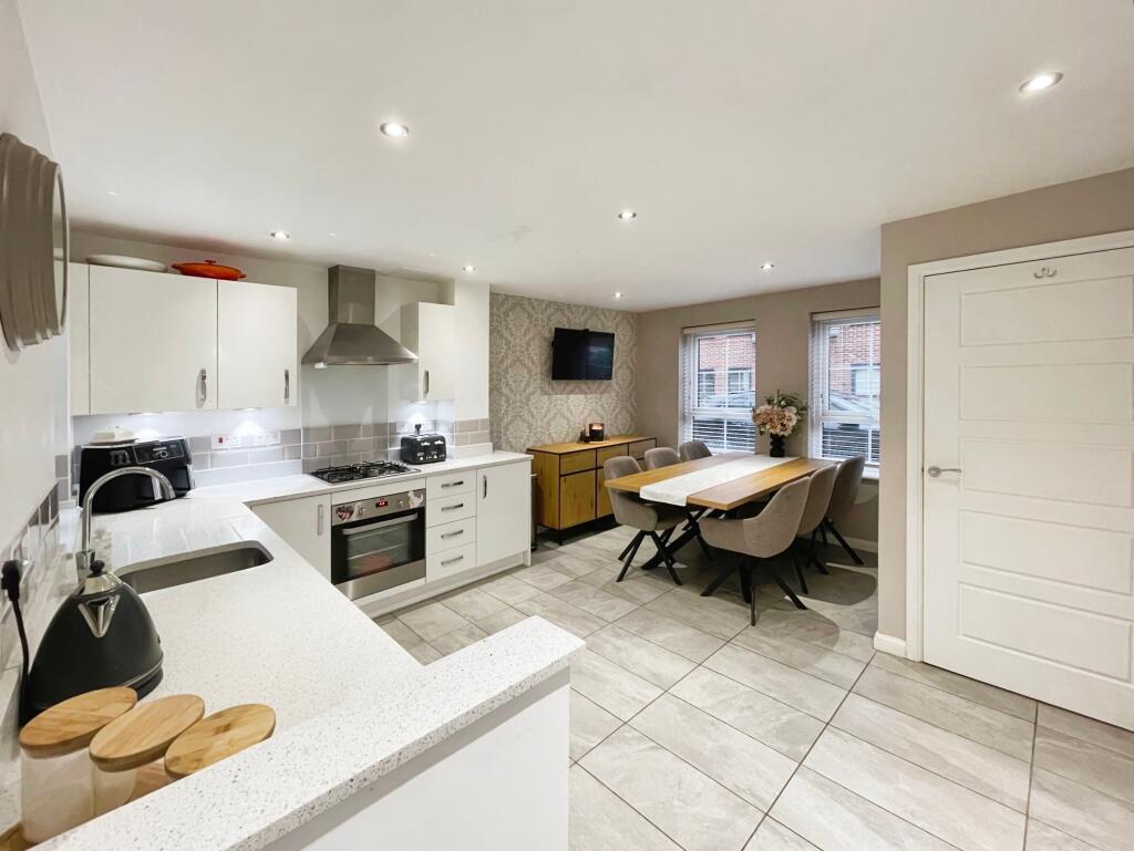 Watchfield Close, Liverpool, L24 photo 4