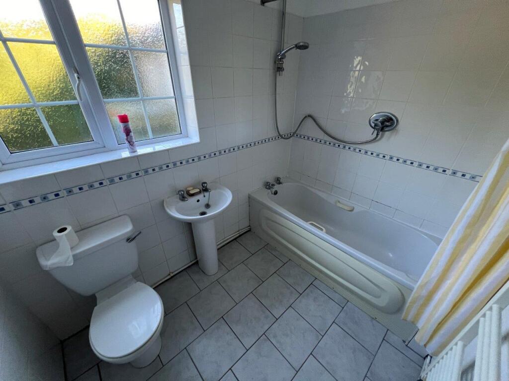House in Leicester, Langham - View 4
