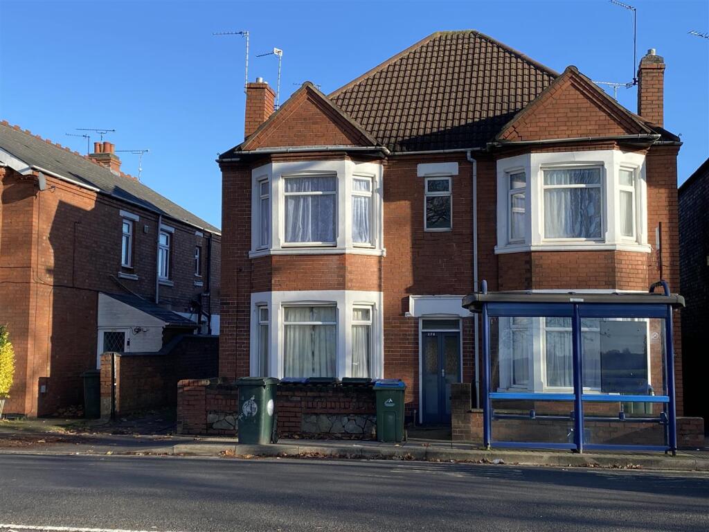 Main image of property: Earlsdon Avenue North, Coventry CV5 6GX